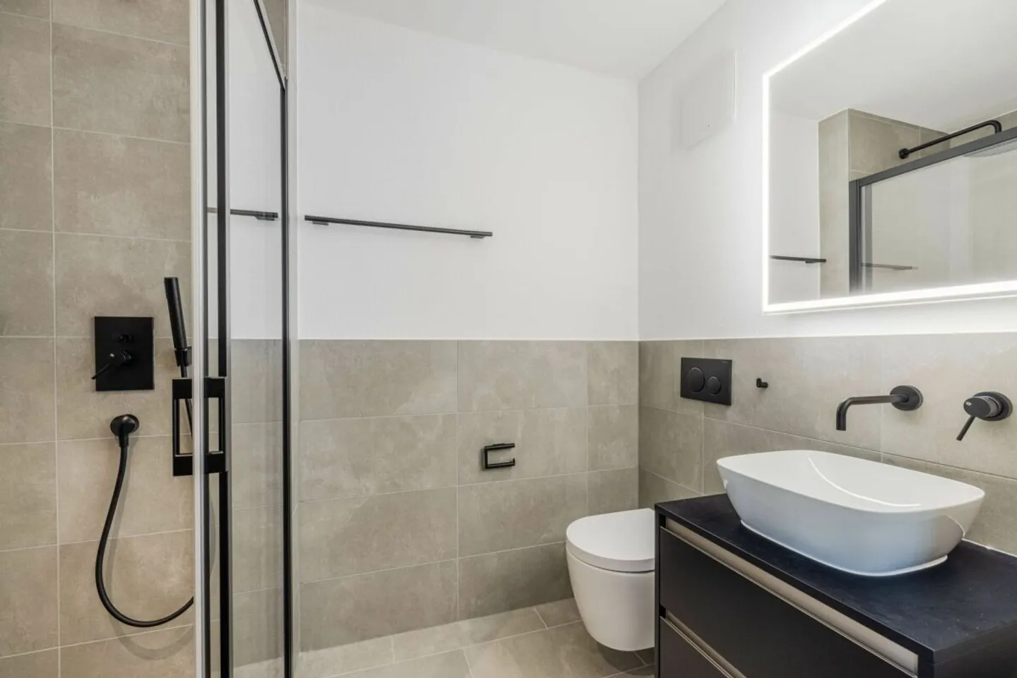 High-quality 2.5-room apartment in the center of Rebstein - Photo 2 of 5