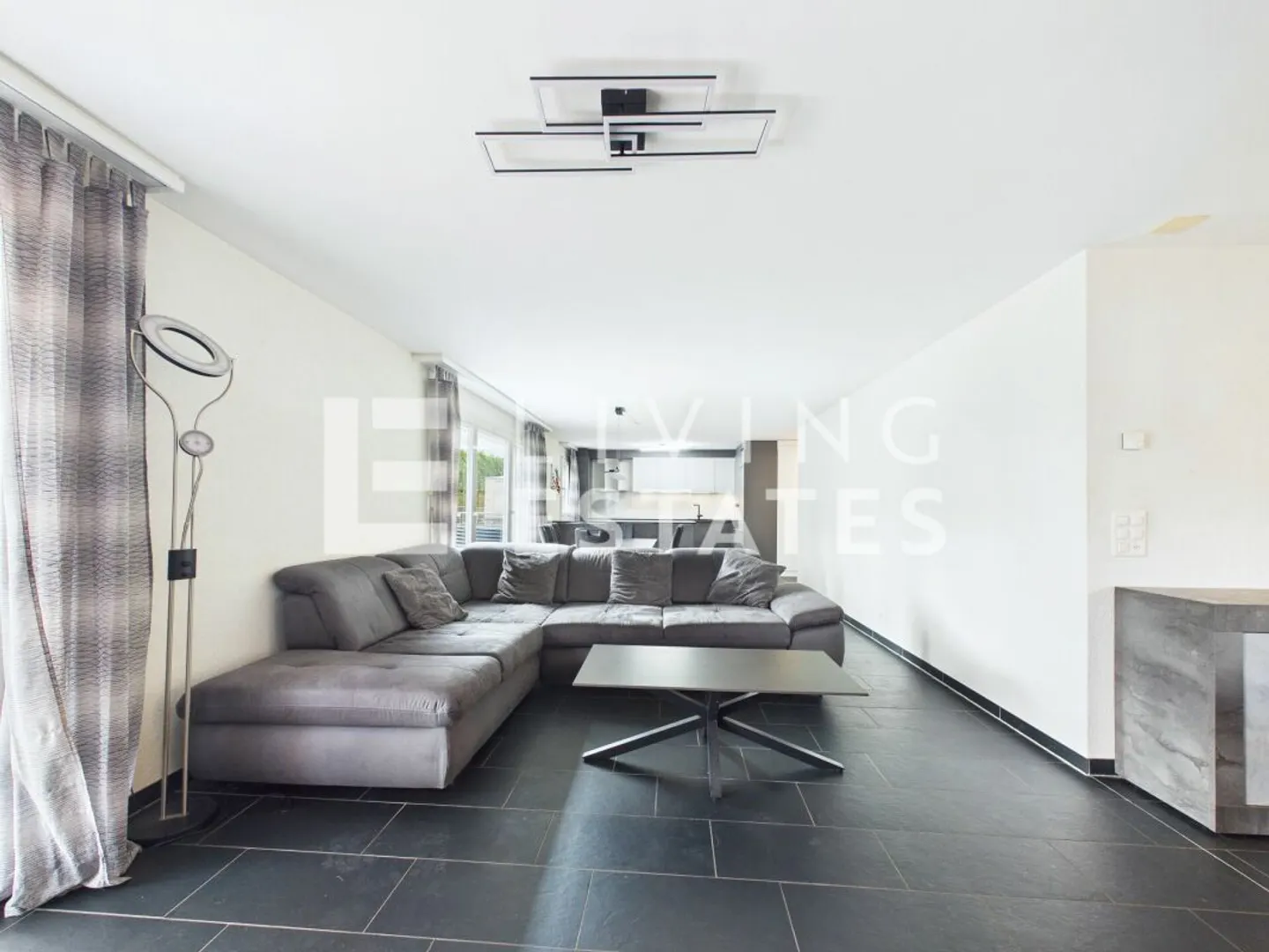 Charming Maisonette with Garden - Photo 3 of 13