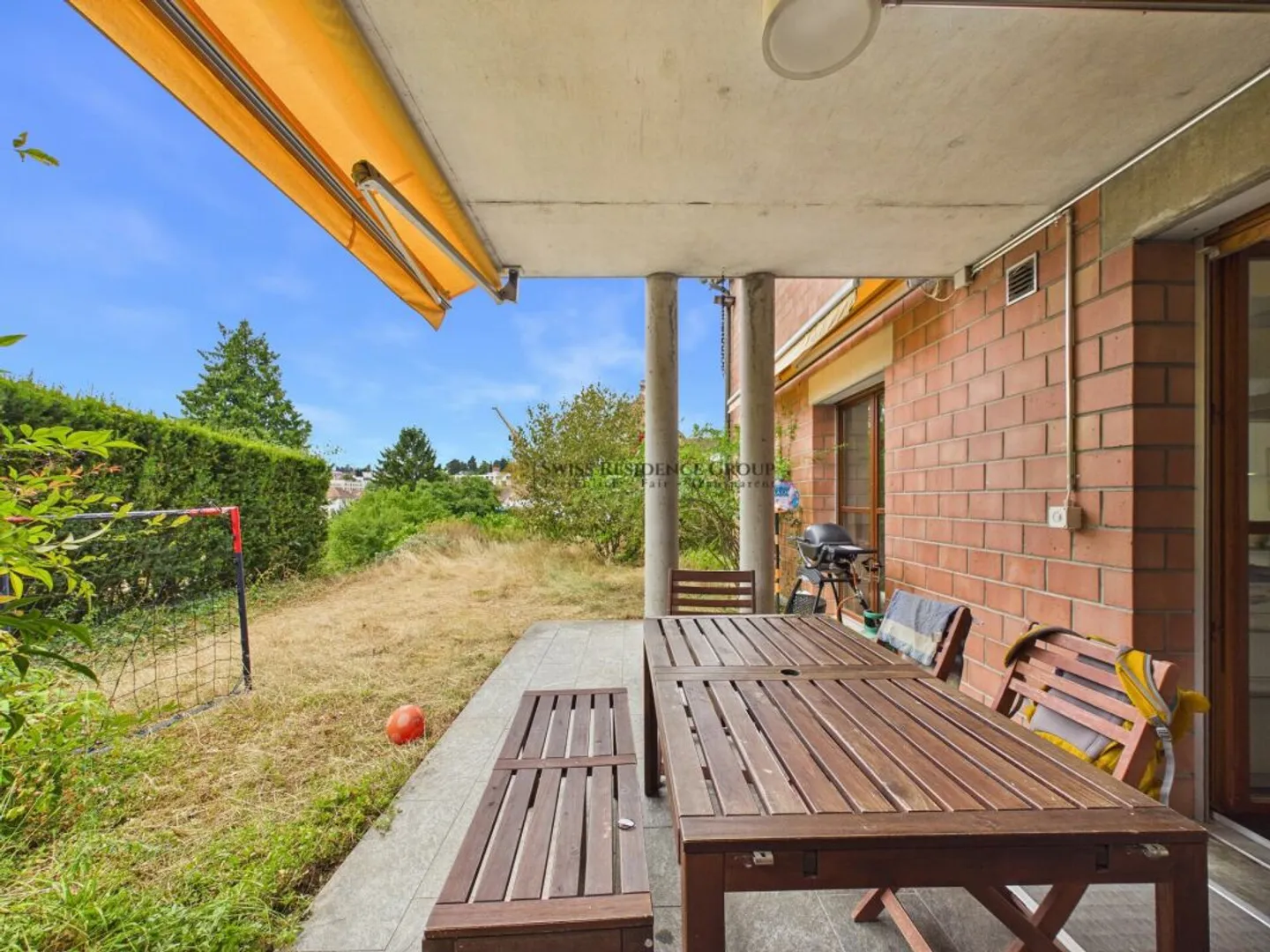 Wohnkomfort auf vier Etagen mit Garten an Toplage - Foto 3 von 13