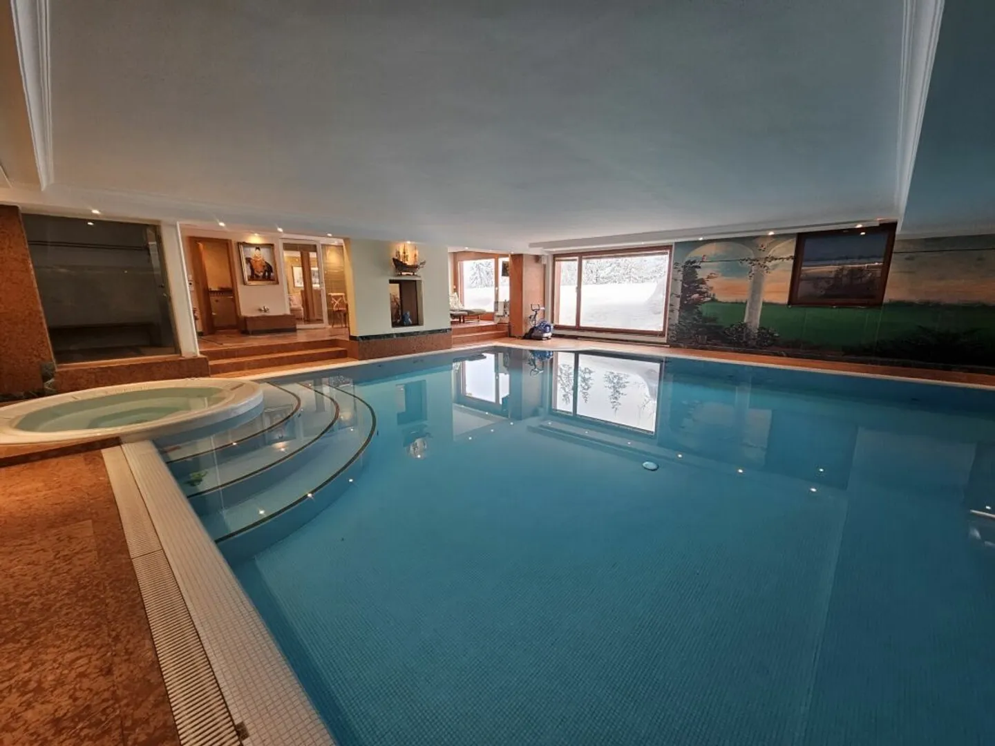 5,5-Zimmer-Wohnung mit Innenpool - Foto 10 von 10