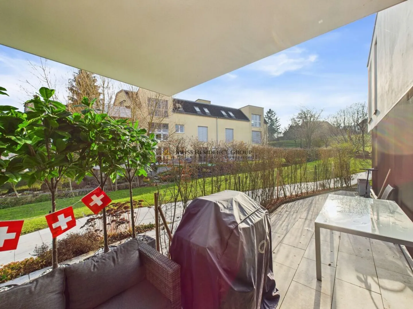 Exclusive living with private outdoor area - Photo 13 of 13