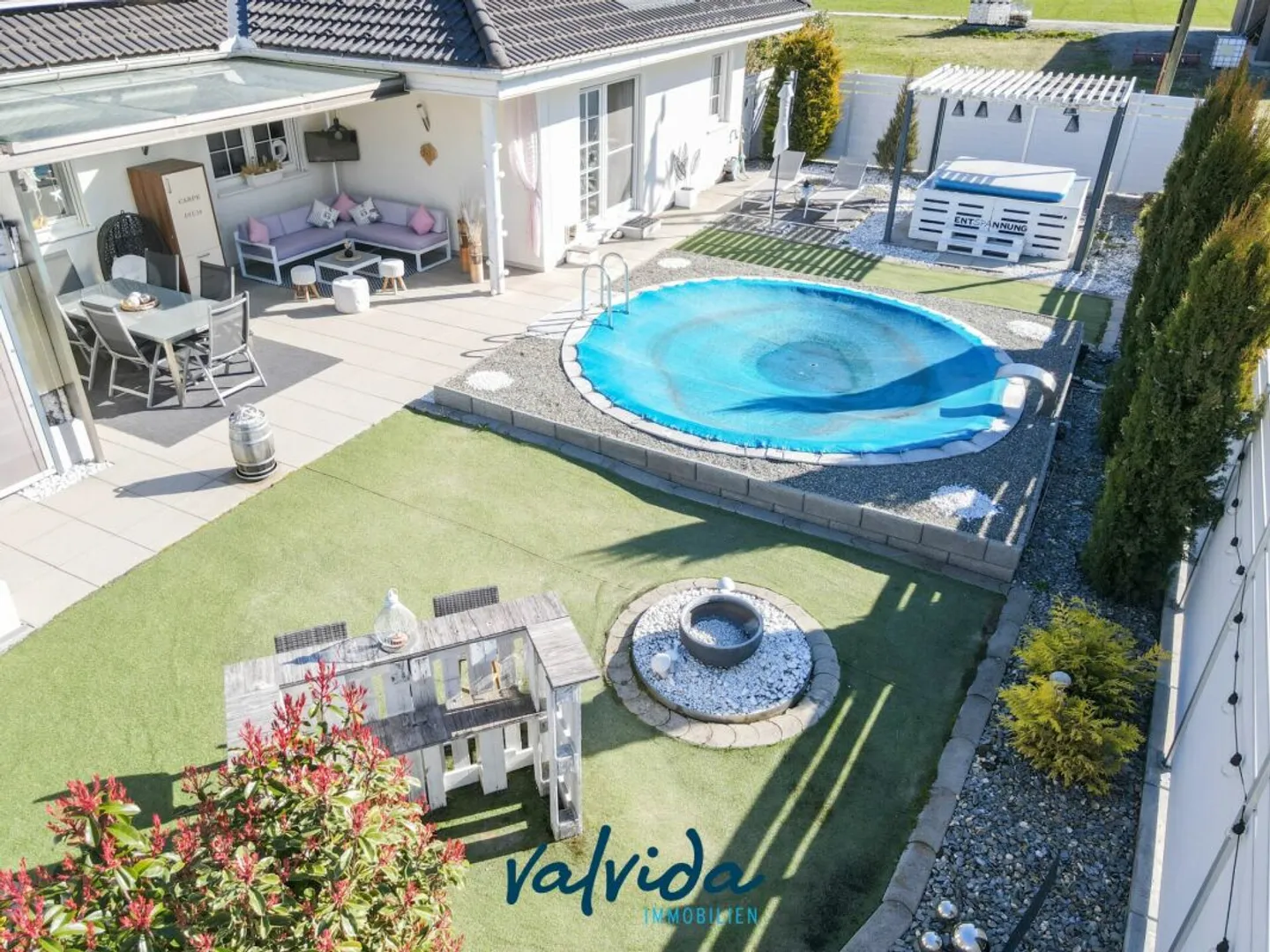 Maison individuelle comme neuve dans un endroit ensoleillé et calme à Niedergampel - Photo 12 sur 13