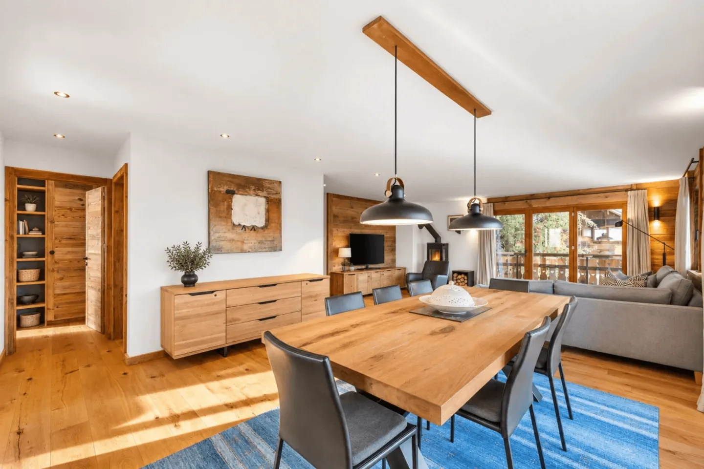 Hochwertige 4,5-Zimmer-Wohnung, ideal gelegen - Foto 2 von 13