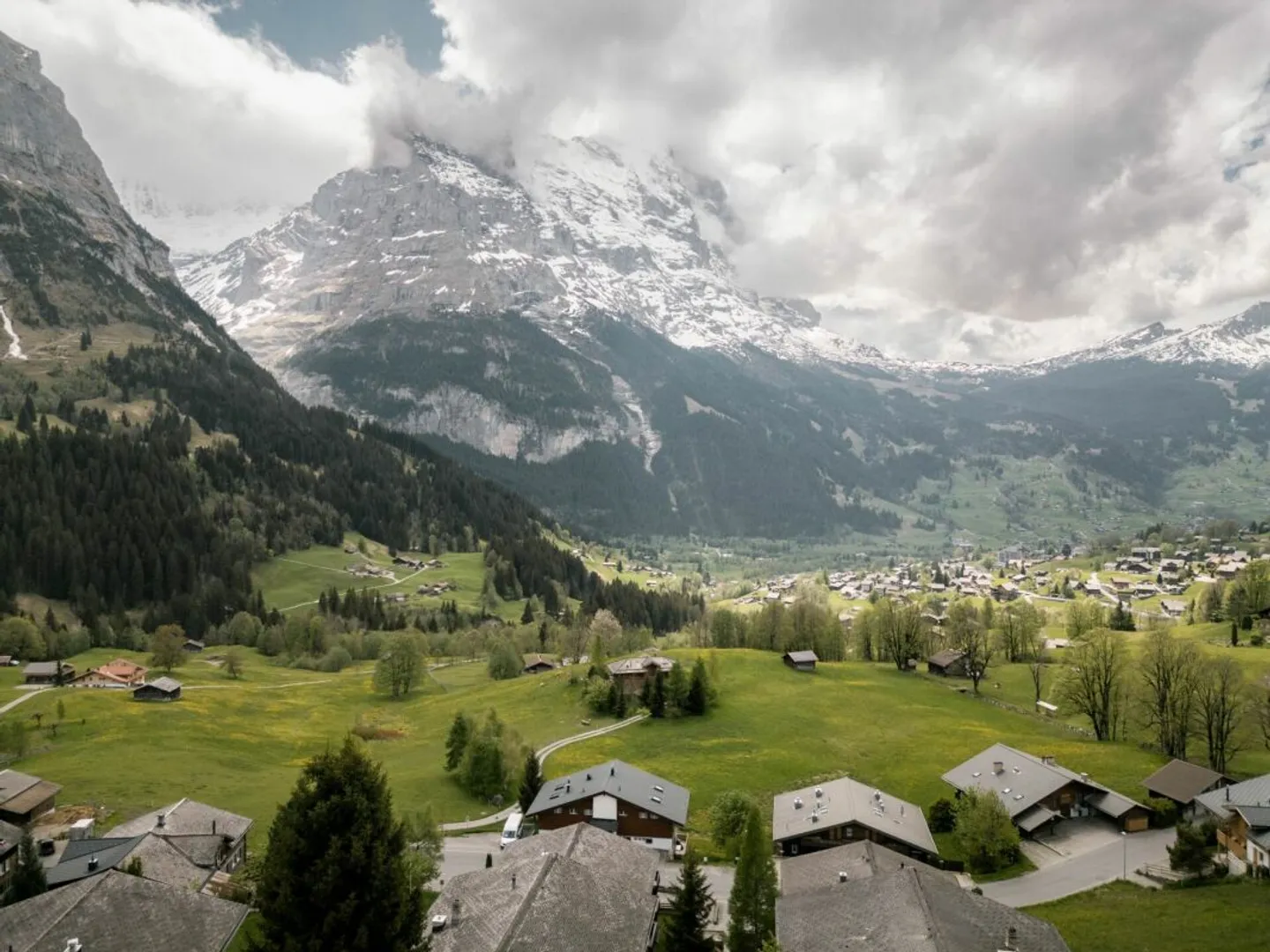 Accogliente appartamento con 2 camere e vista sulle montagne nel Chalet Eggli - Foto 4 di 13