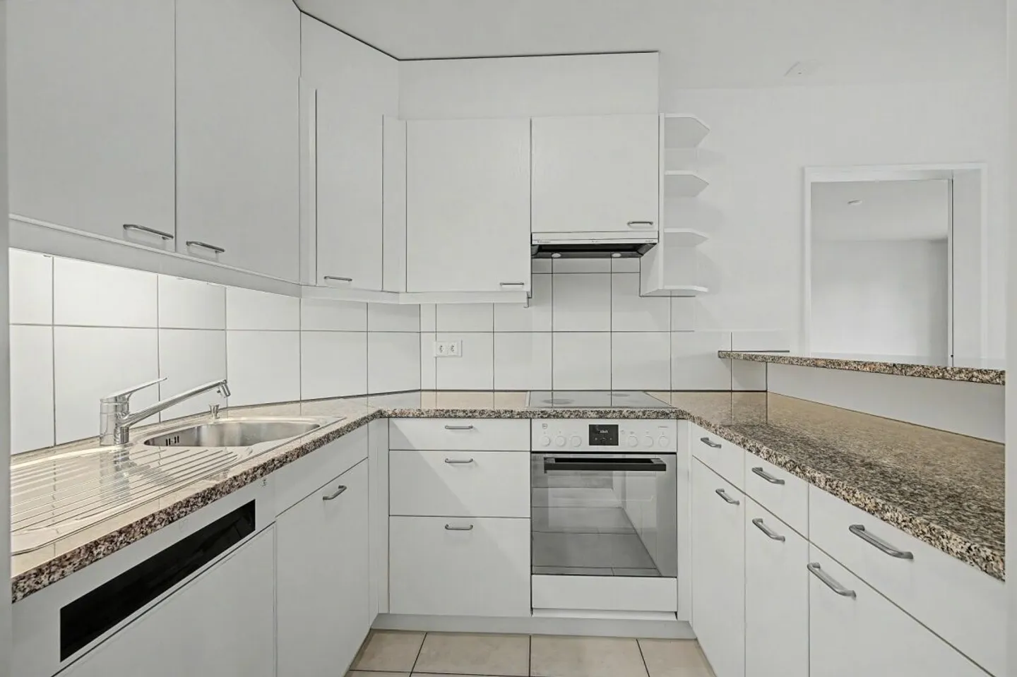 Appartamento 2.5 locali in un ambiente verde - Foto 3 di 13