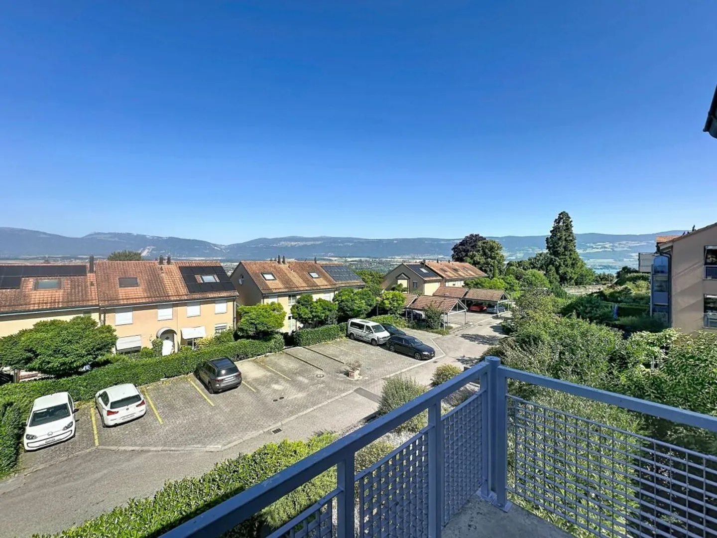 APPARTAMENTO DUPLEX DI 5,5 LOCALI DI 165 M2 CON BALCONE - Foto 2 di 12