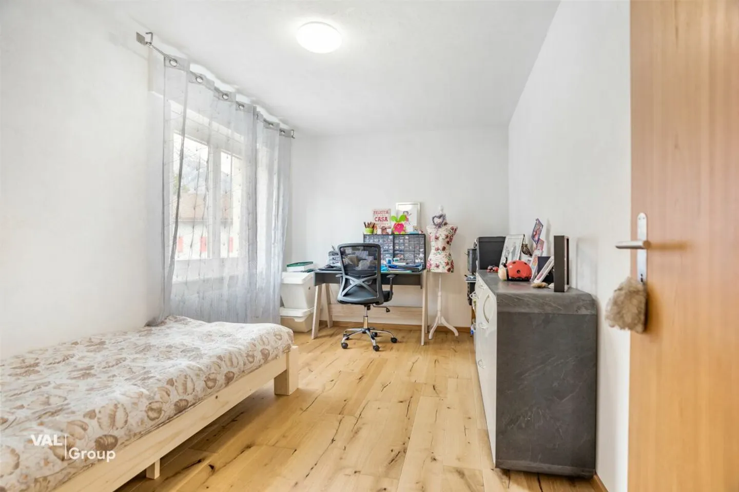 Rénové avec style, beaucoup de lumière et de charme - Photo 10 sur 13