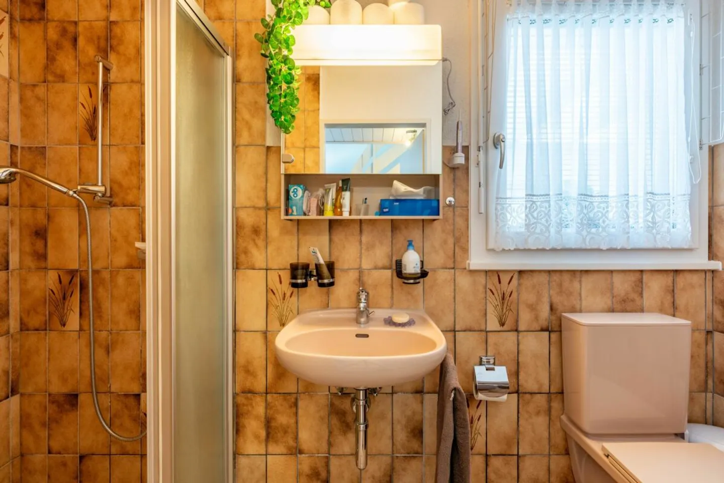 Family-friendly - spacious - well-kept - Photo 8 of 13