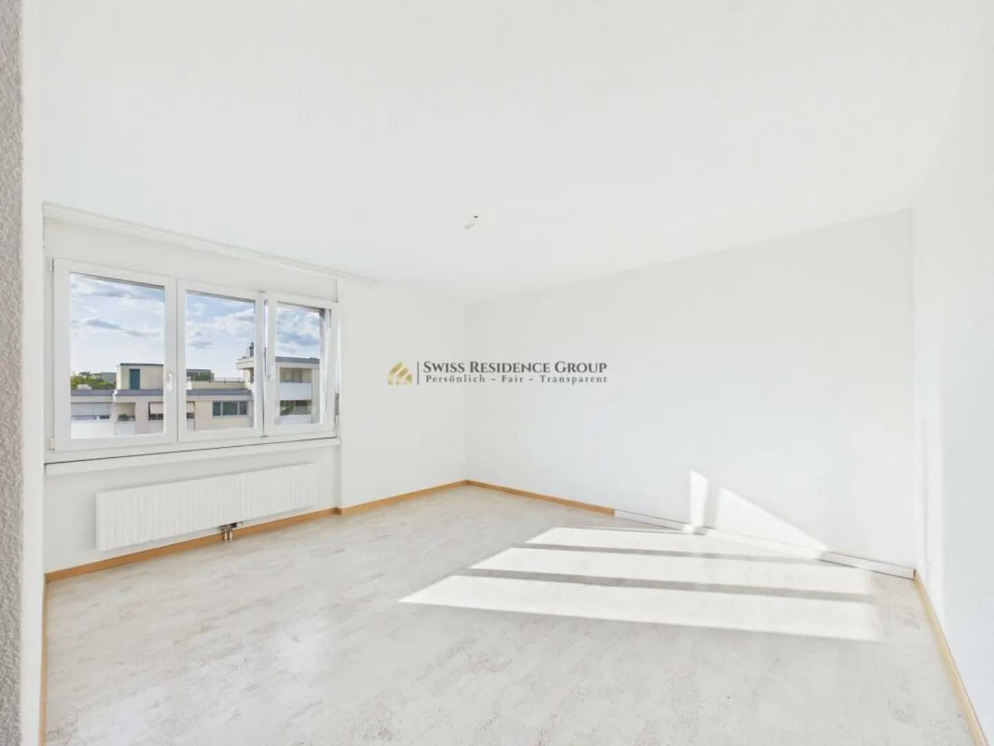 Attractive 4.5-room apartment with balcony and top connection - Photo 7 of 11