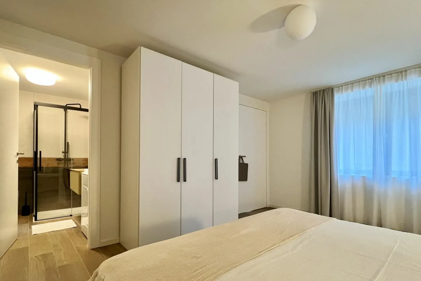 Appartamento vacanze affascinante nel cuore di Ronco s. Ascona con balcone - Foto 9 di 13