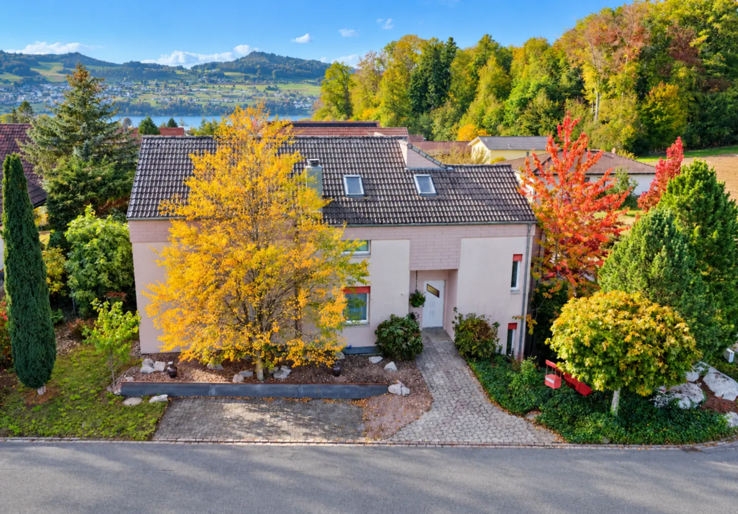 Geräumiges Einfamilienhaus mit Wohnung - Foto 13 von 13