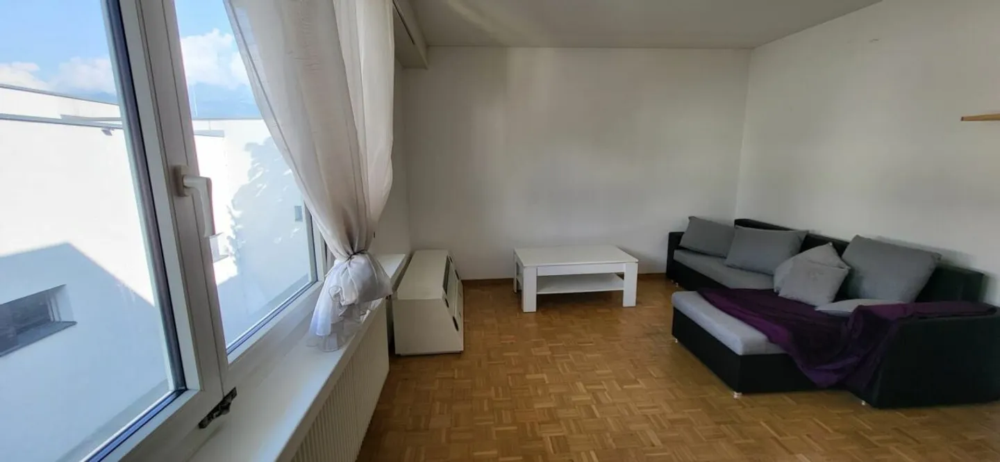 Appartement 2.0 pièces directement sur la Bahnhofstrasse à Buchs - Photo 3 sur 7