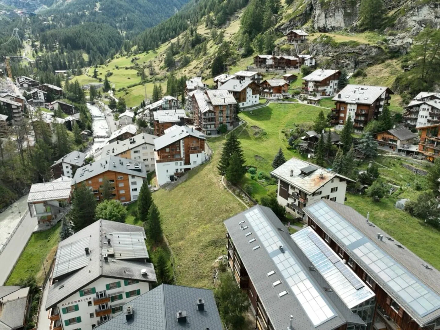 Découvrez Zermatt de fond en comble - un duplex qui ne vous lâchera jamais - Photo 4 sur 8