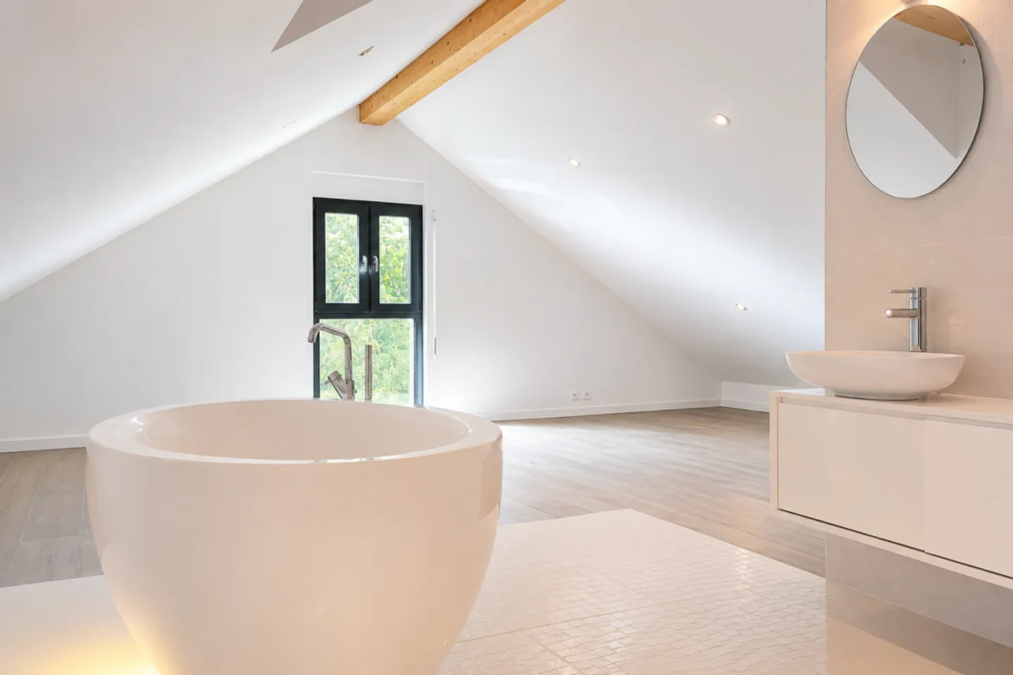 Villa contemporanea di 6 stanze con giardino privato a Mies, a 10 minuti da Ginevra - Foto 5 di 8