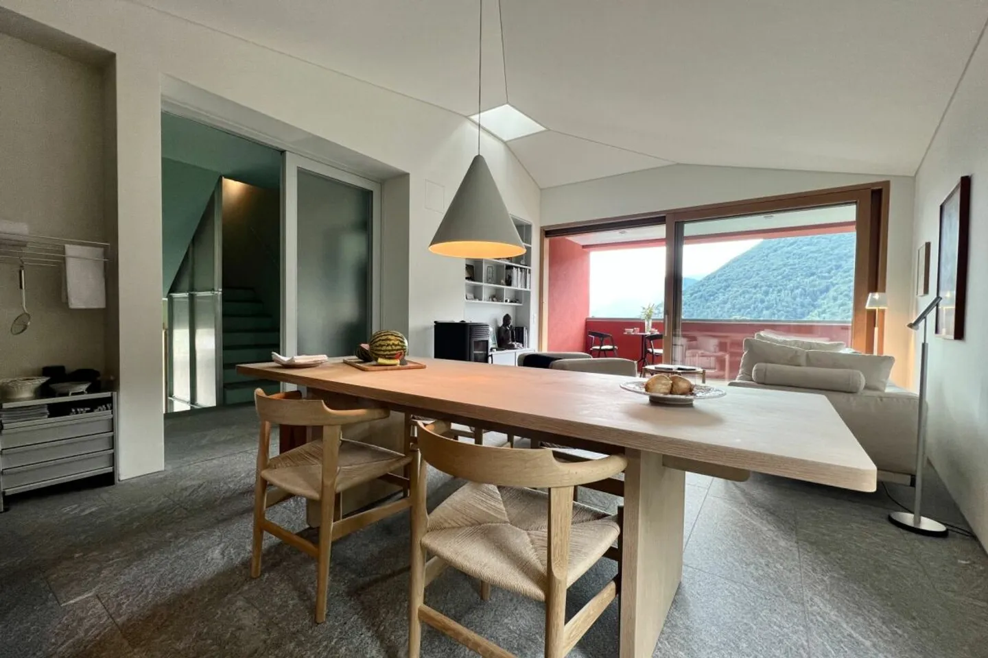 "L'architecture rencontre la nature" - Vie moderne dans la vallée Onsernone avec vue imprenable - Excellent état / Résidence principale - Photo 11 sur 13