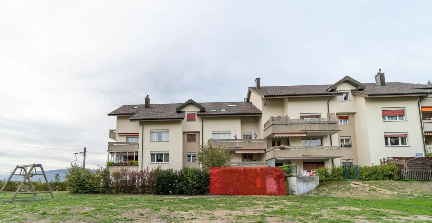Appartement lumineux de 3,5 pièces à Küngoldingen (commune d'Oftringen) avec terrasse spacieuse (rez-de-chaussée) - Photo 1 sur 10