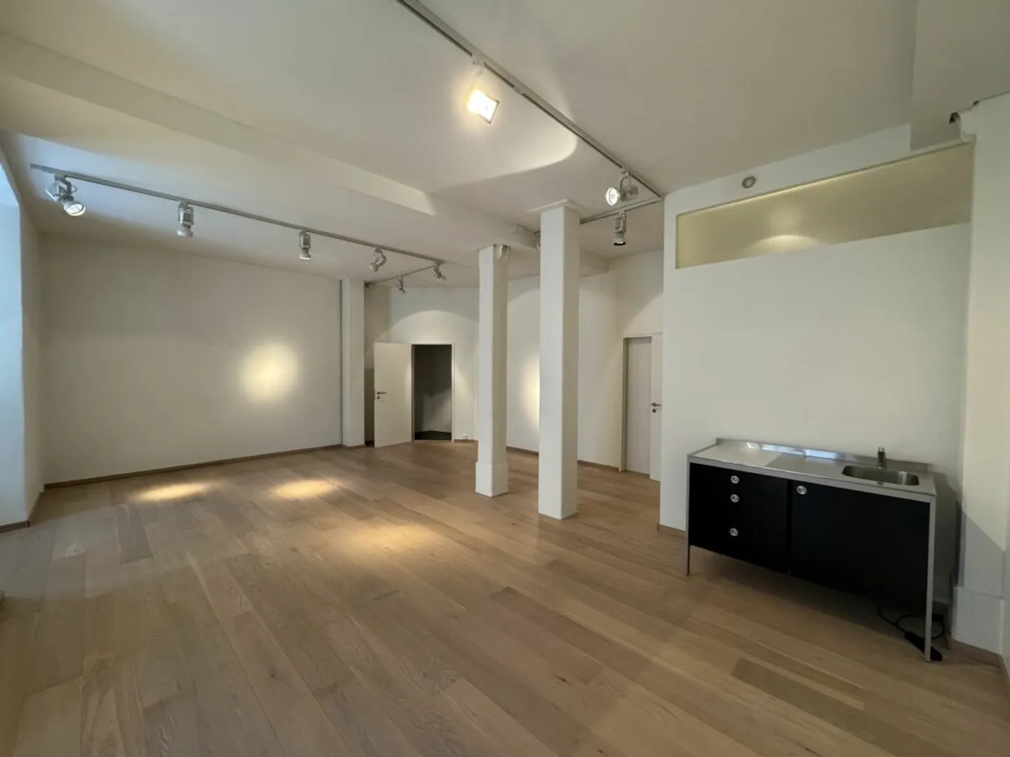 Spazio commerciale moderno con finiture di alta qualità a Rupperswil AG - Foto 2 di 5