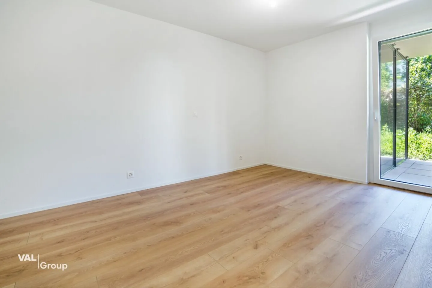 Rare - superbe 2.5 pièces avec terrasse et jardin privatif - Foto 6 di 10