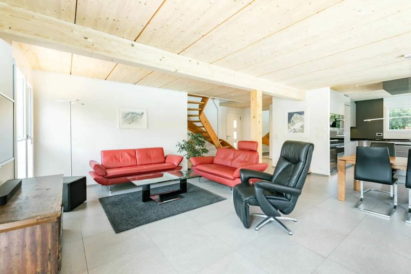 Exclusive single-family house with pool in Hofstetten - Photo 5 of 13