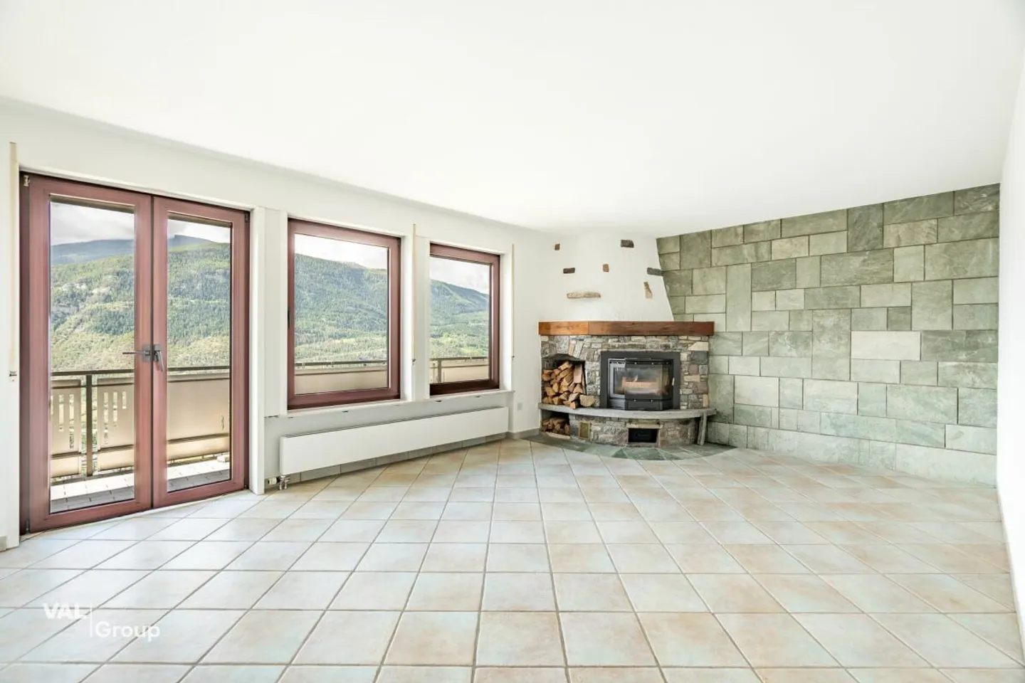 Appartamento in affitto esclusivo di 4,5 stanze a Eggerberg - con vista panoramica mozzafiato - Foto 2 di 13
