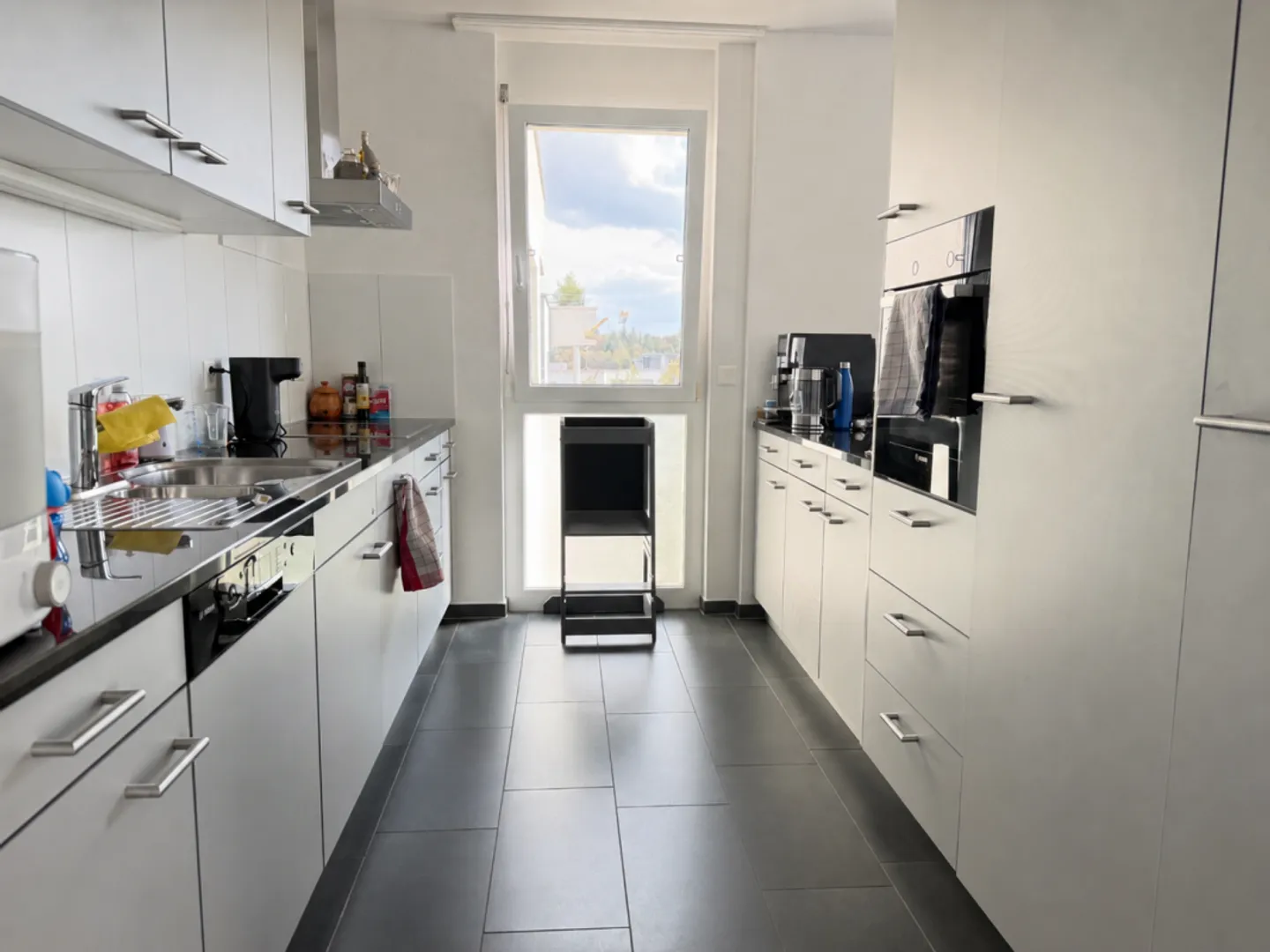 Moderne, helle und attraktive 4,5-Zi. Wohnung in Niederrohdorf AG - Photo 4 sur 11