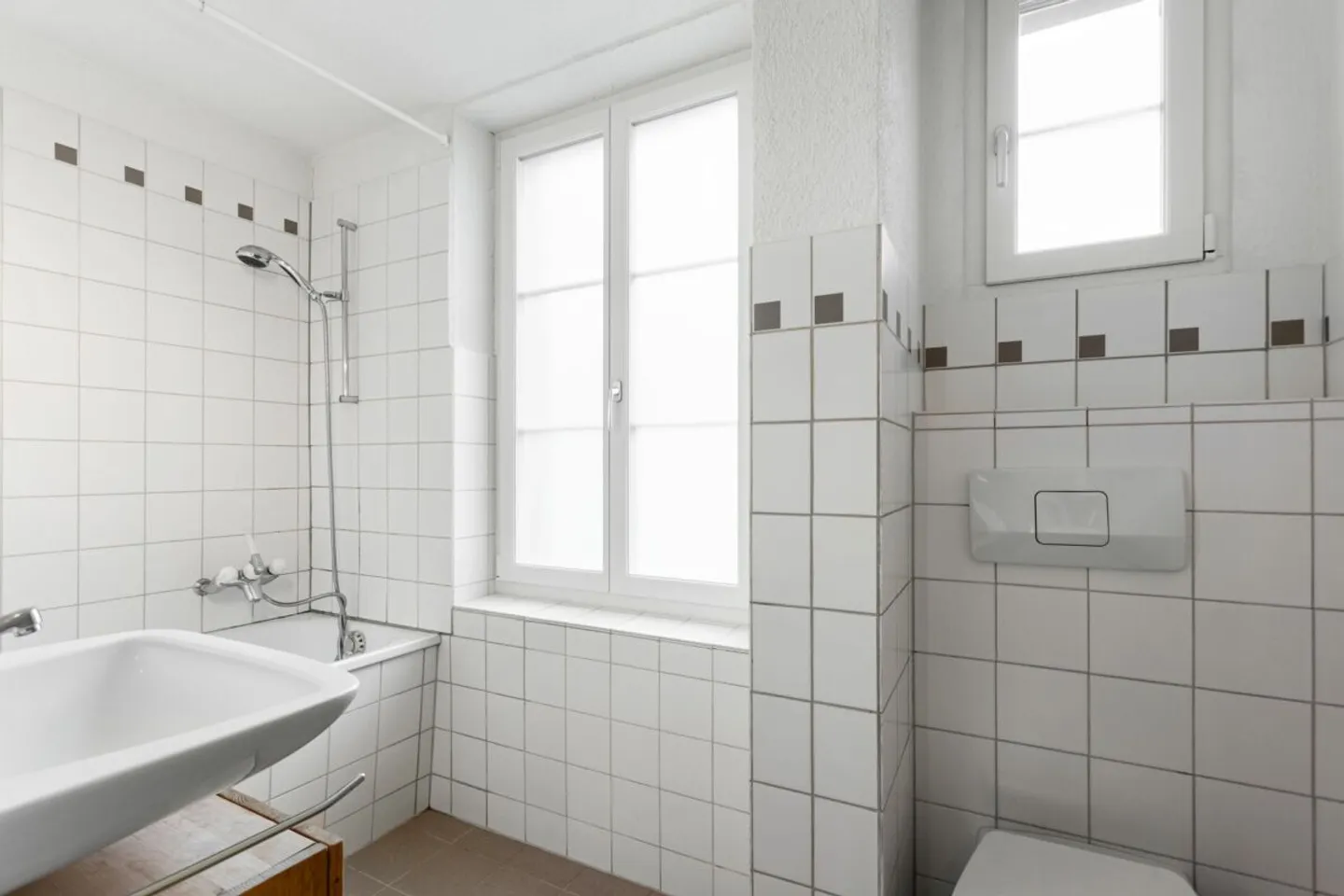 Amour du Détail ! Bijou avec Charme, Coins et Arêtes. - Photo 12 sur 13