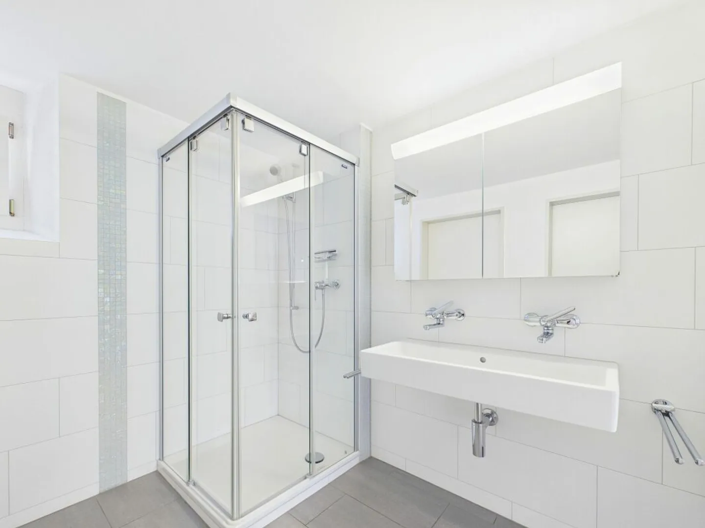 Vaste logement avec caractère de loft et terrasse à Thalwil - Photo 10 sur 13