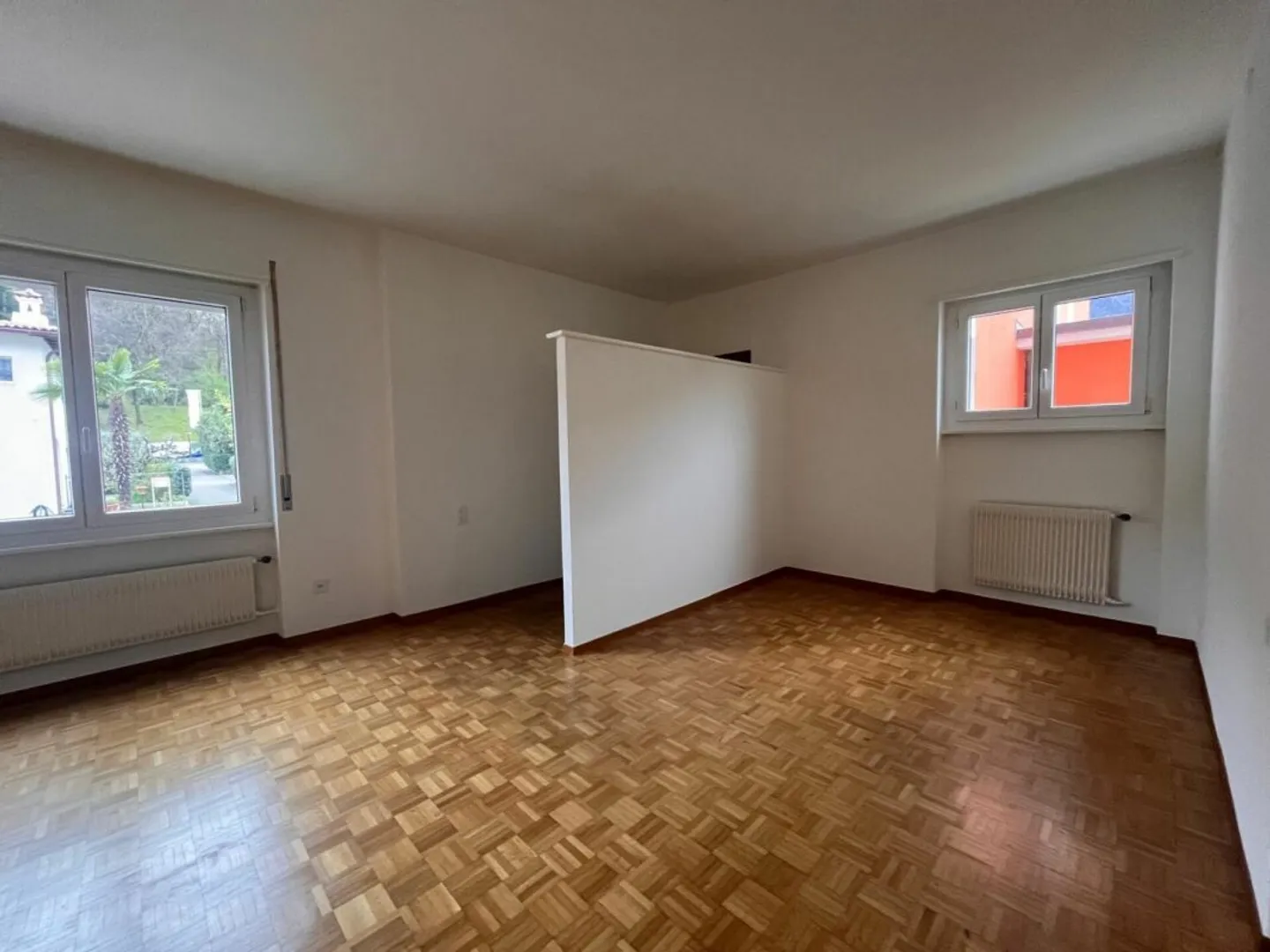 LOSONE - Wohnung zur Miete mit Außenparkplatz - Foto 2 von 7