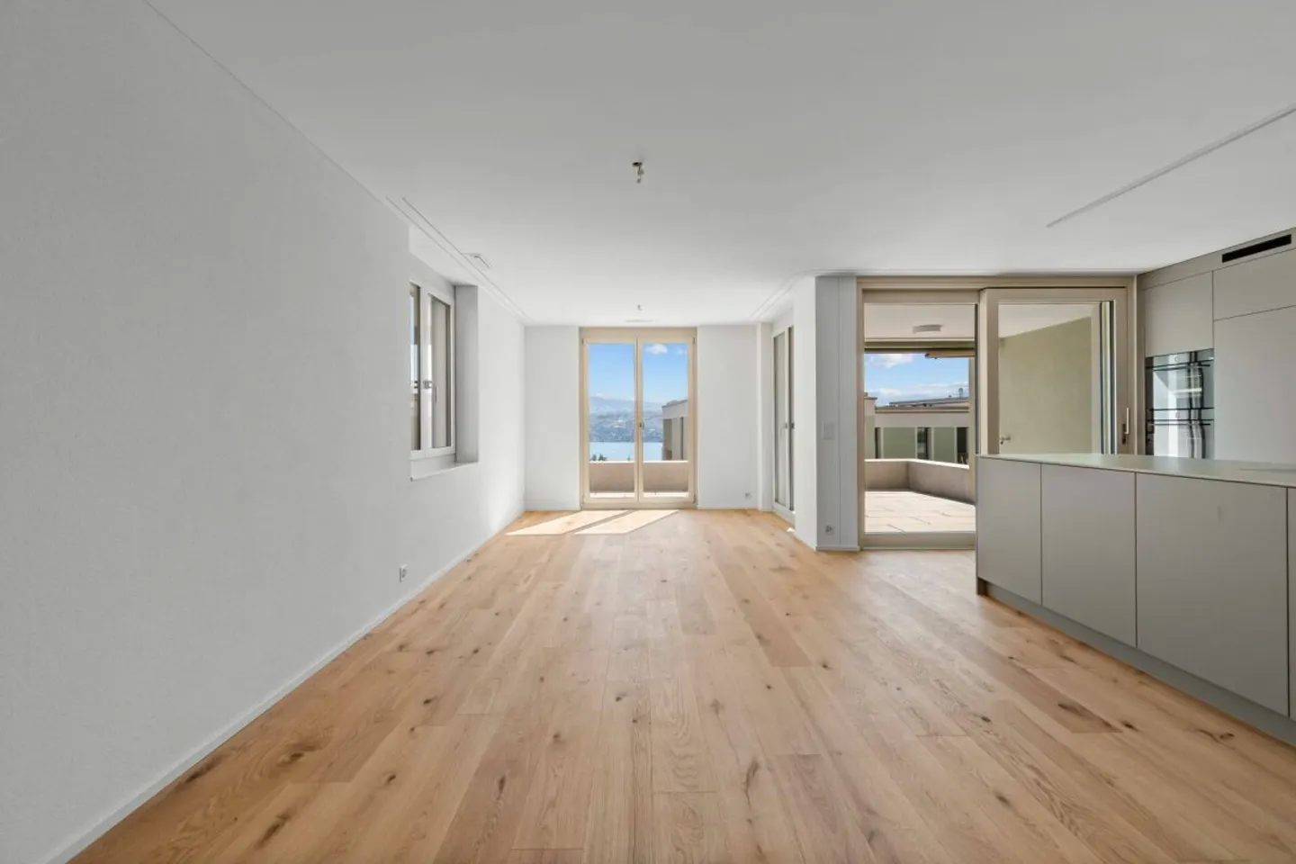 TILIA | Living with lake view - 4.5-room ground floor apartment E002 - Photo 3 of 13