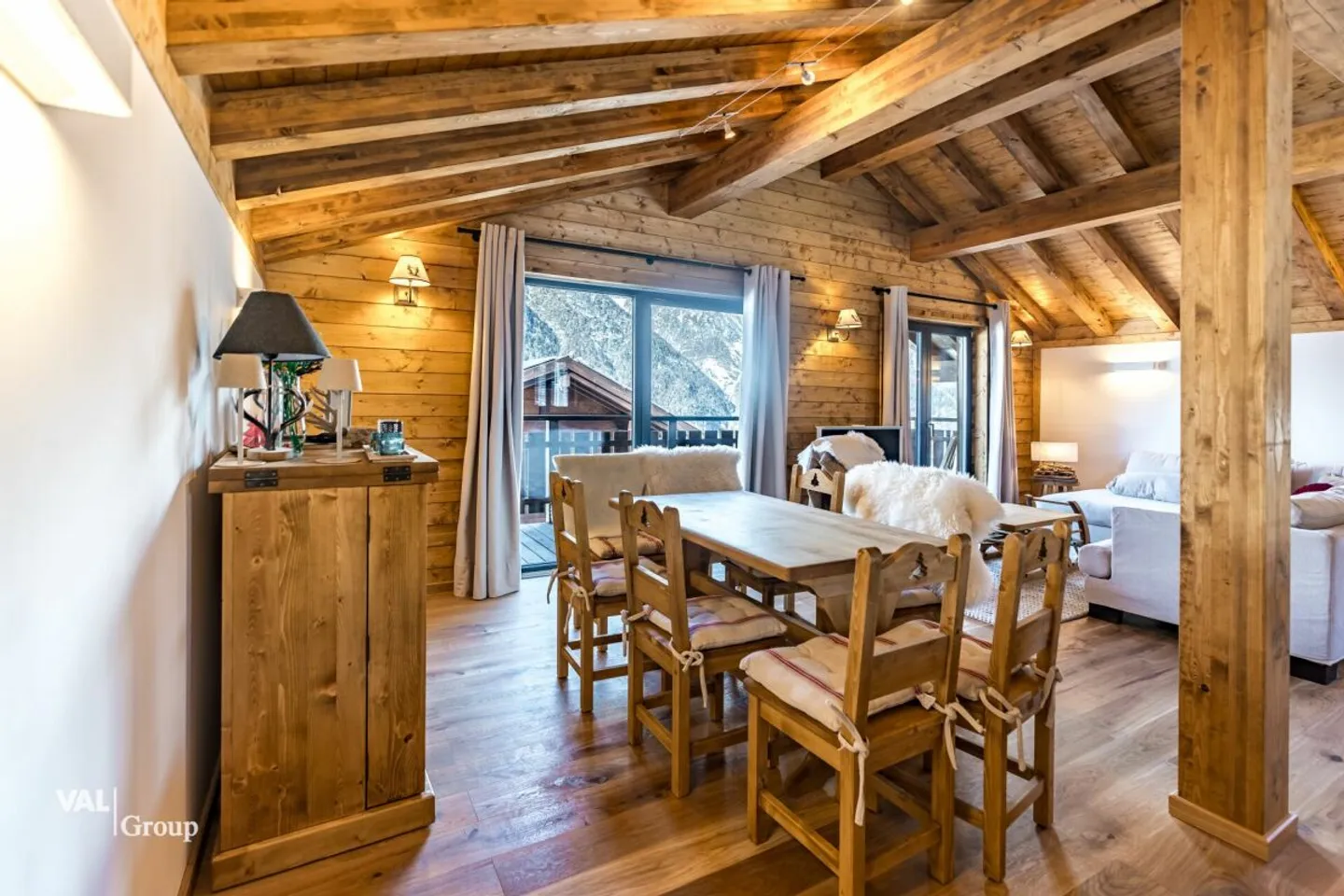 Last Chance: Exclusive Chalet as a Second Home in Grächen! - Photo 2 of 13
