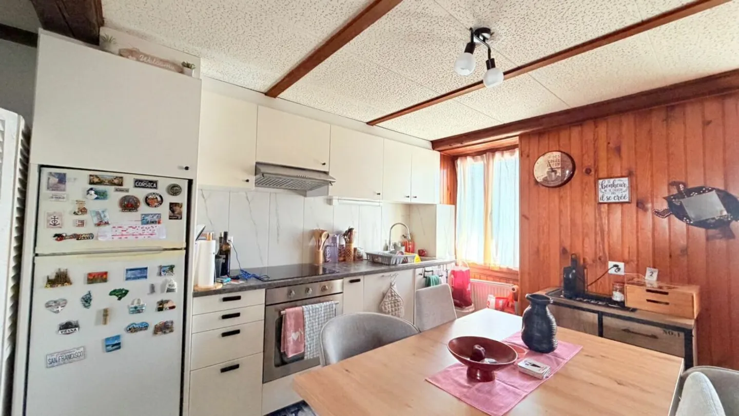 Appartement de 2,5 pièces en duplex avec grande terrasse - Photo 4 of 13