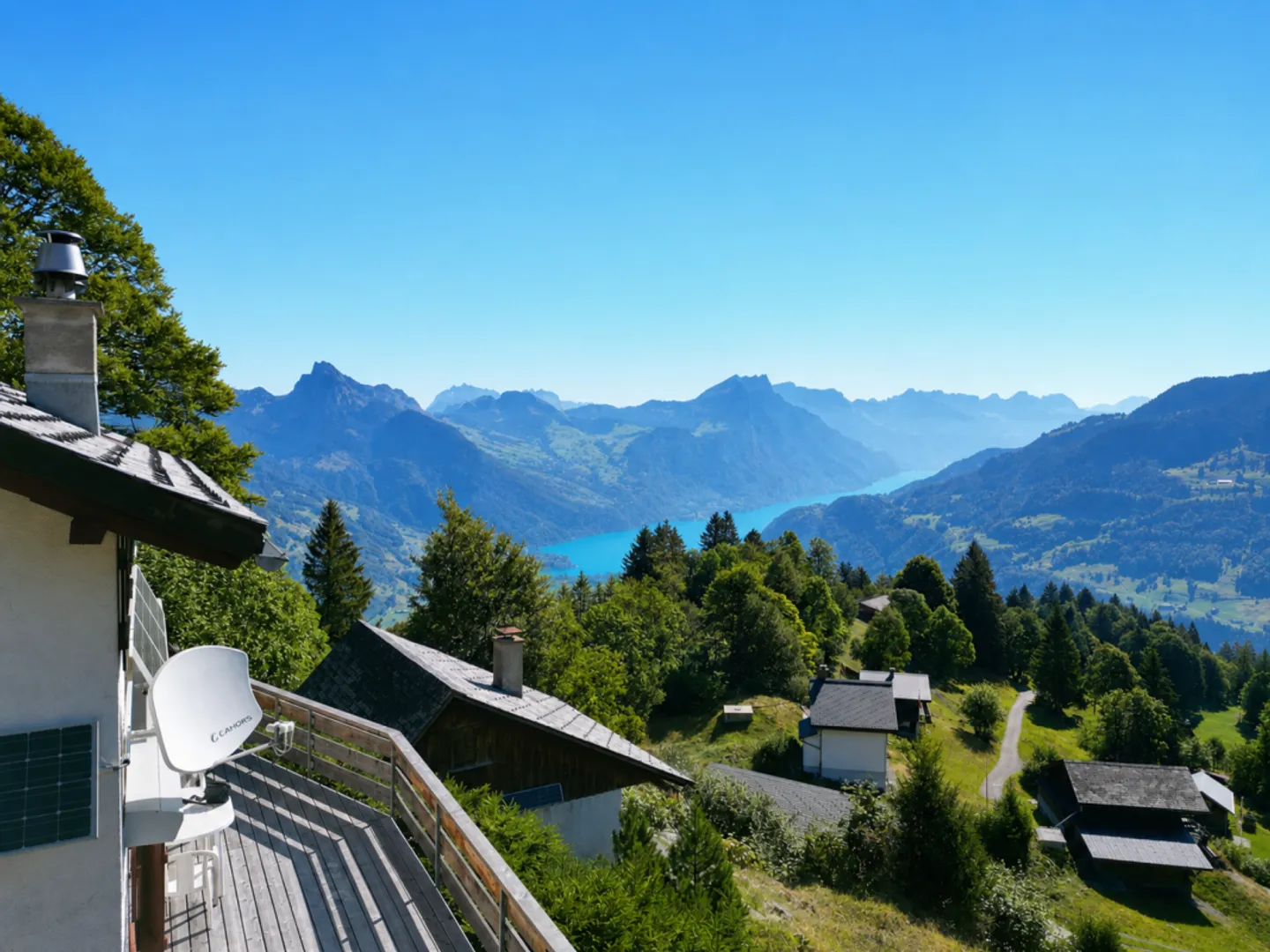 Detached holiday home with stunning views of Lake Walensee and the mountains in Näfels GL - Photo 9 of 13