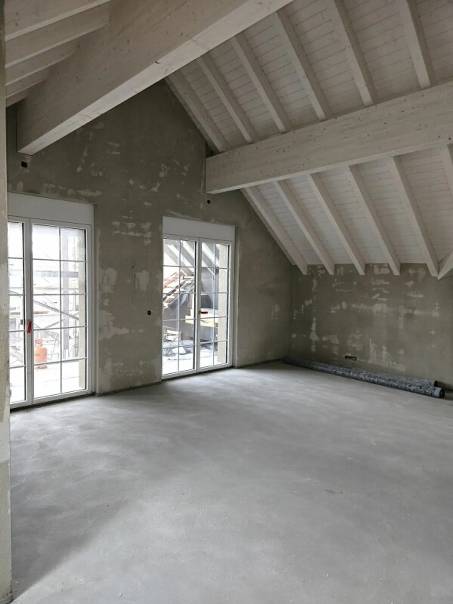 Nouvelle construction d'un appartement en copropriété de 4,5 pièces (grenier avec galerie, n° 8) dans le rural Liebensberg (commune de Wiesendangen) - Photo 1 sur 9