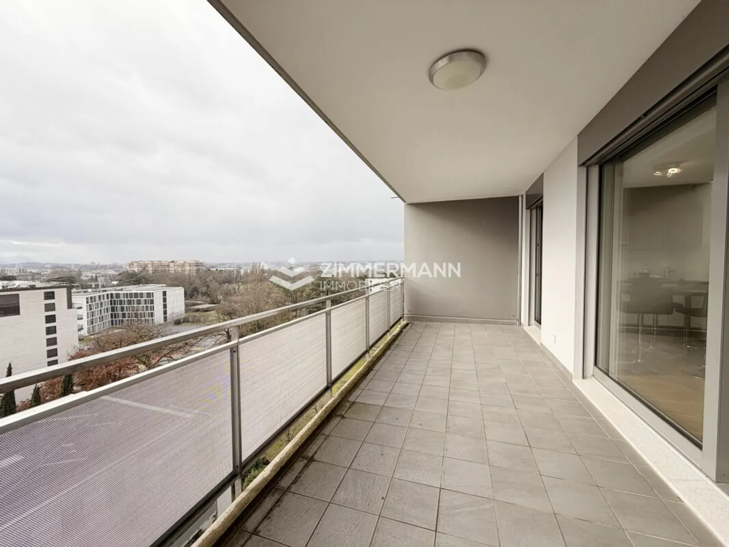 Penthouse élégant avec vue imprenable - Photo 6 sur 8