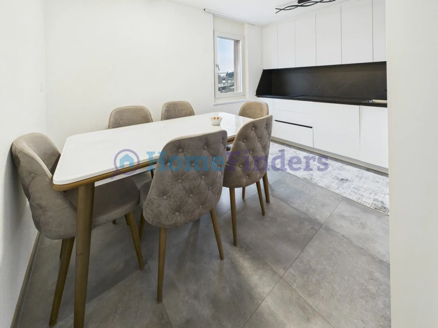 GROSSZÜGIG FAMILIENFREUNDLICH - FRISCH UND TOP MODERN RENOVIERT! - Foto 6 di 11