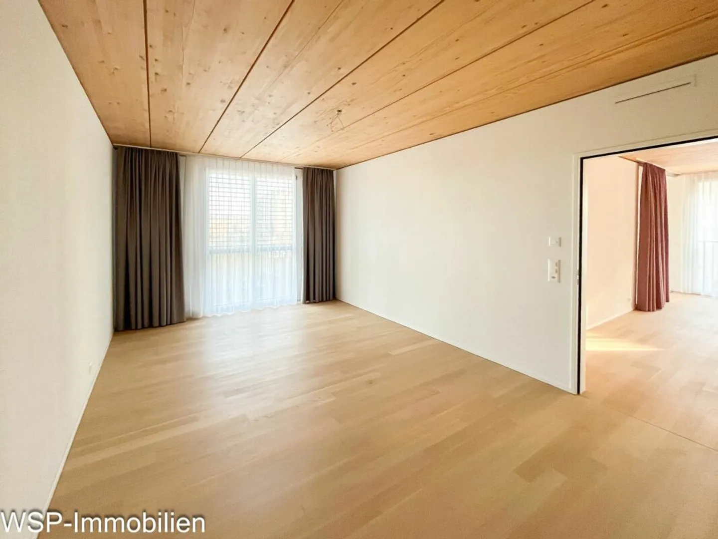 Urban Living - 3.5-Room Apartment with Loggia - Photo 13 of 13