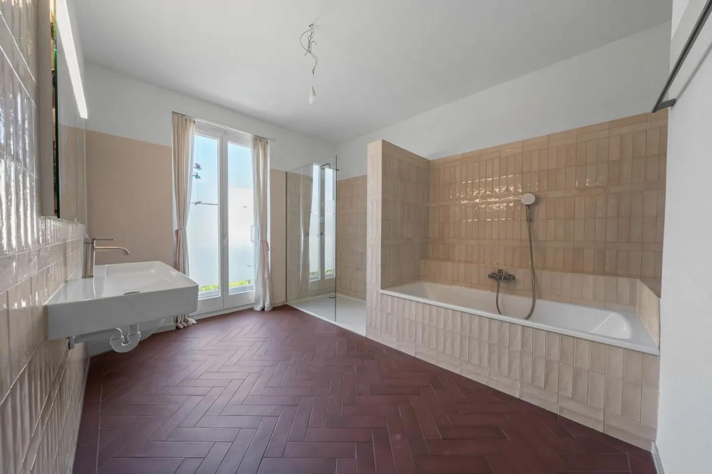 VILLA IN STILE DOMICILIARE NEL QUARTIERE SCHÜTZENMATT (W3) - Foto 8 di 12