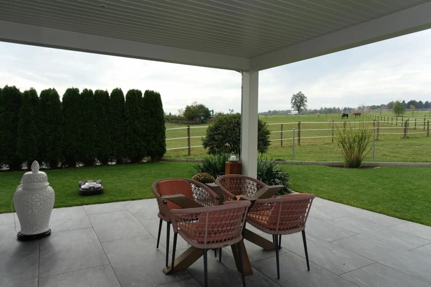 Equestrian Property with House and Riding Hall - Photo 11 of 13