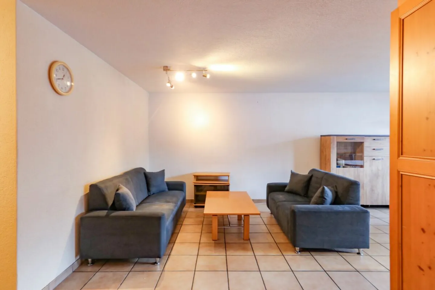 Zentral gelegenes Apartment - Foto 8 von 10