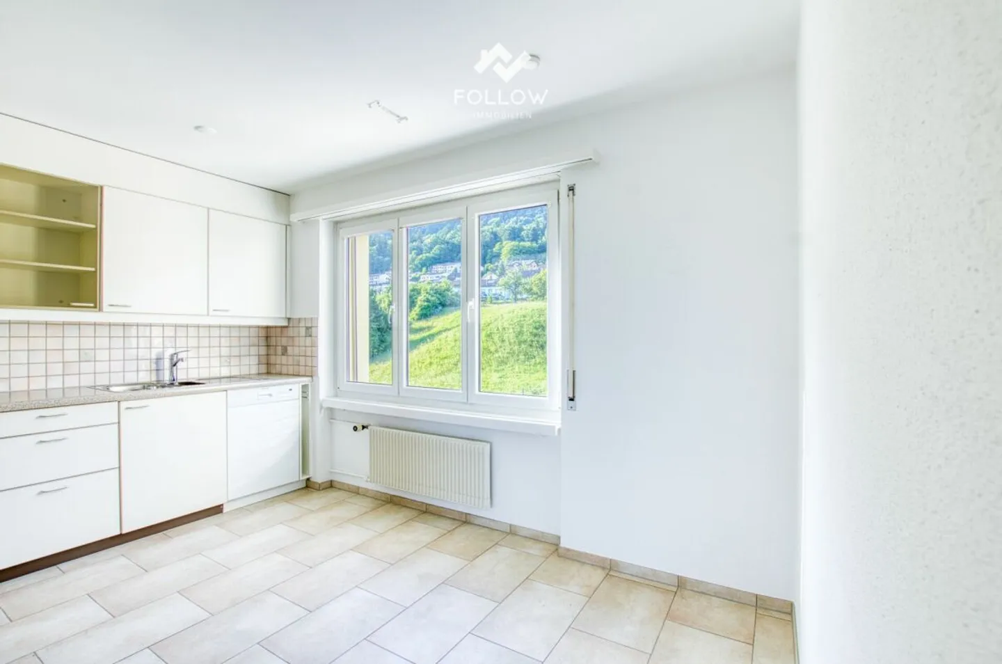 Prima occupazione dopo modernizzazione: appartamento di 4,5 stanze con vista mozzafiato - Foto 7 di 9