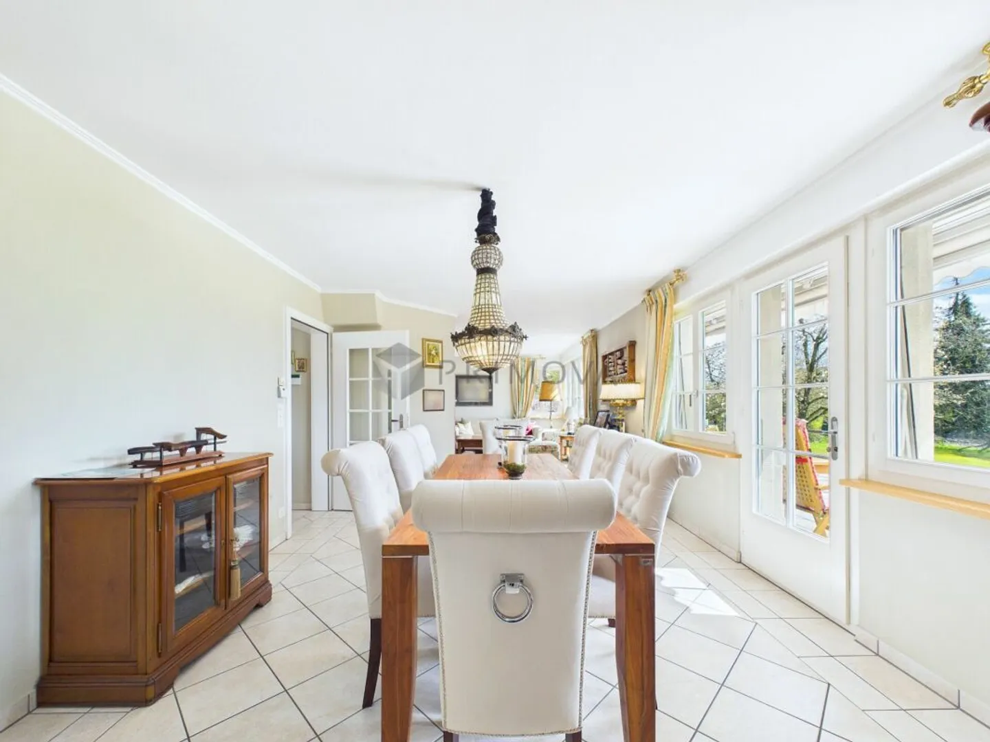 Charmante Landhausvilla mit Potenzial - Foto 4 von 13