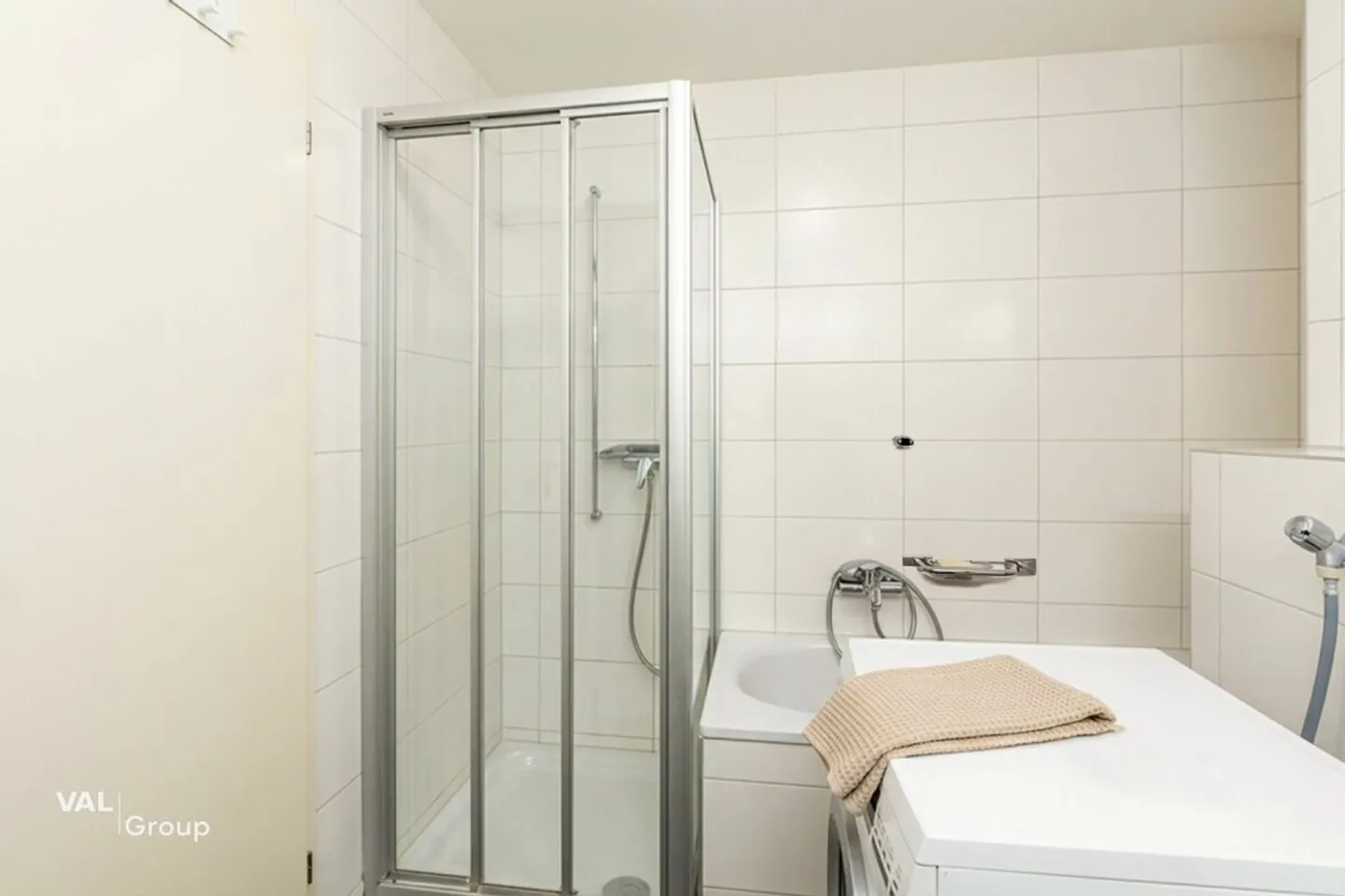 Affascinante esperienza abitativa nel cuore di Brig: Centrale, tranquilla e soleggiata - Foto 10 di 11