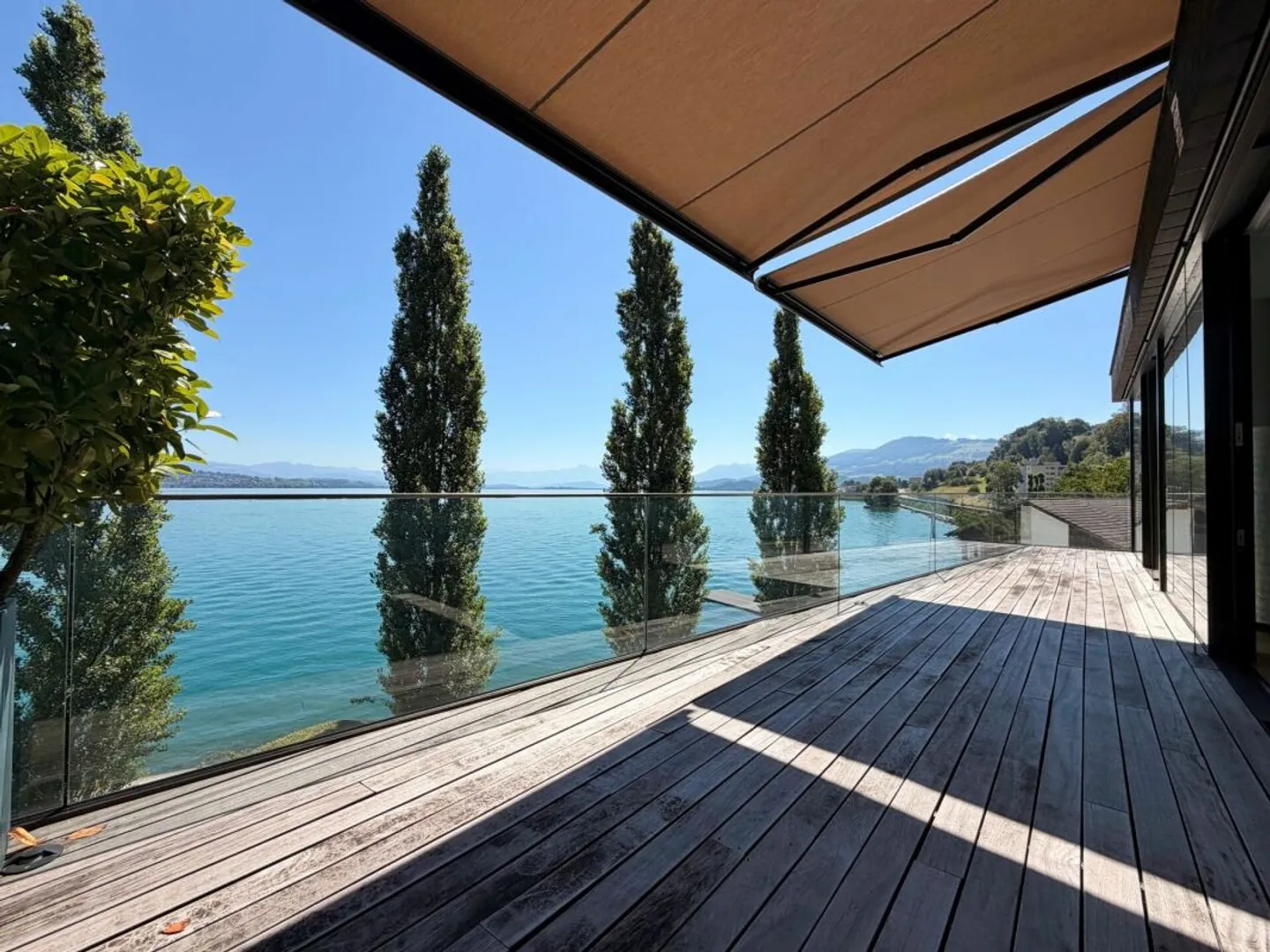Maison de Plage de la Péninsule - Luxe au bord du lac de Zurich - Photo 1 sur 7