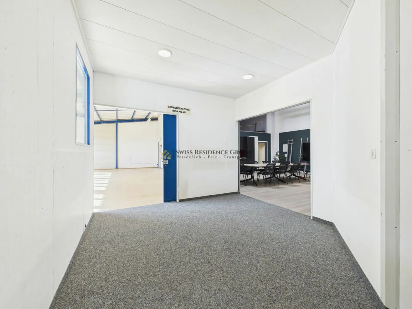 Moderne Gewerbefläche mit Licht - Foto 7 von 13