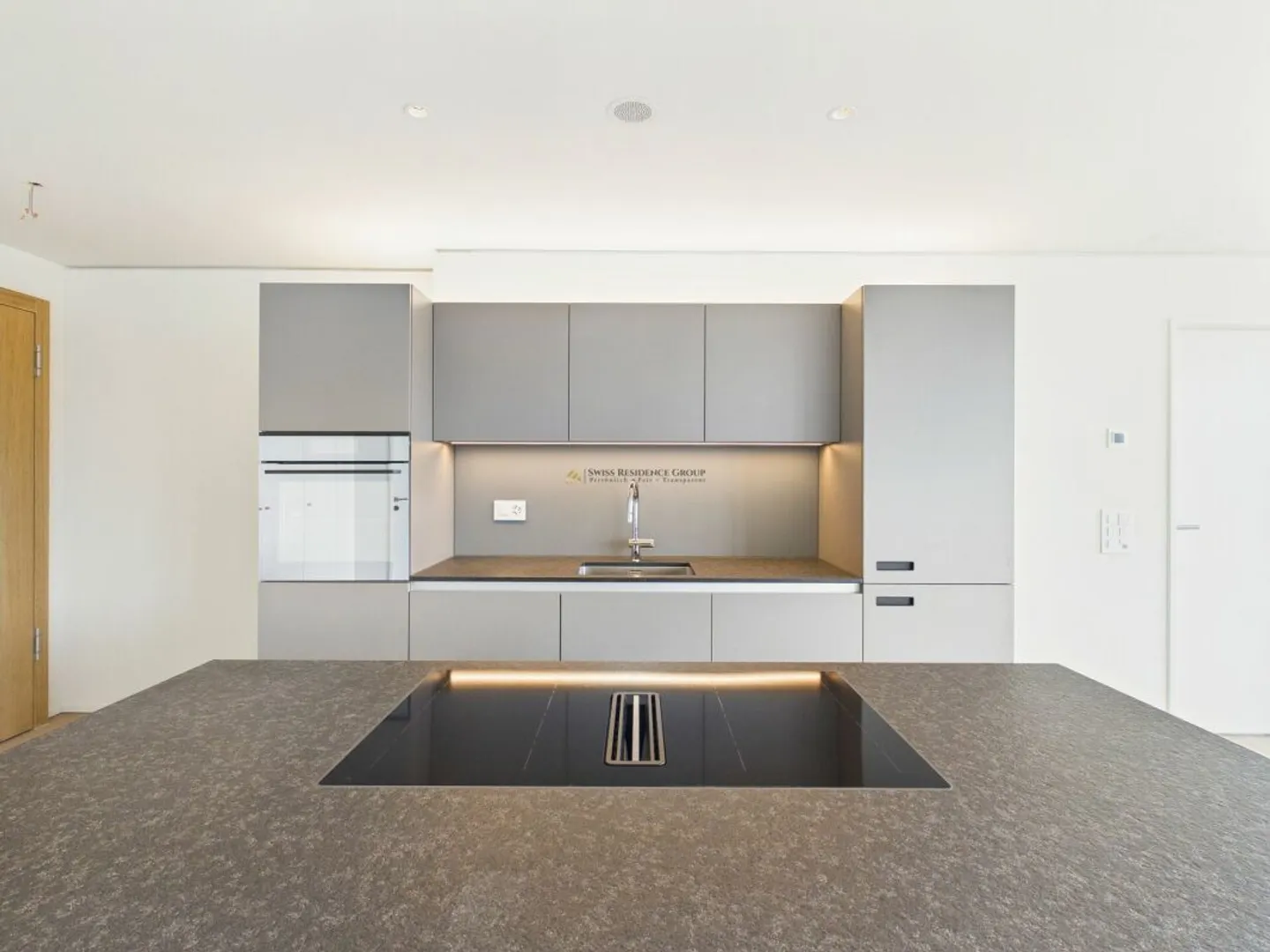 Luxuswohnung mit atemberaubender Aussicht - Foto 6 von 13