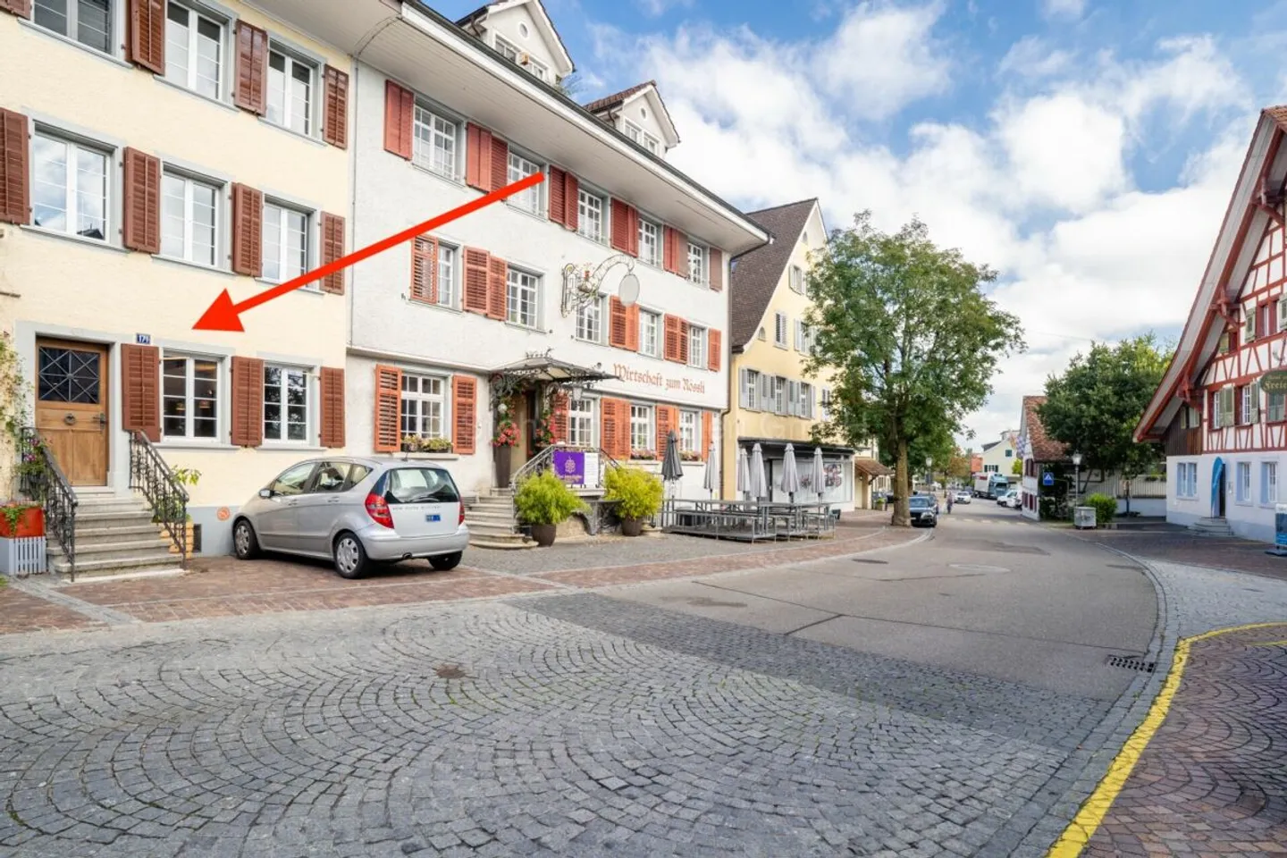 Stilvolles 6.5-Zimmer Mittelhaus - Foto 2 von 13