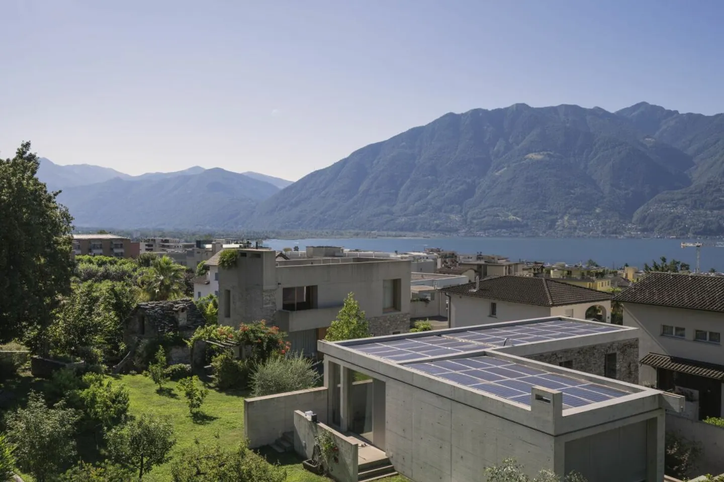 Luxuriöse 3.5 Zimmerwohnung mit Seesicht, 2 grossen Sonnenterrassen, Schwimmbad und Wellnessbereich - Foto 10 di 13