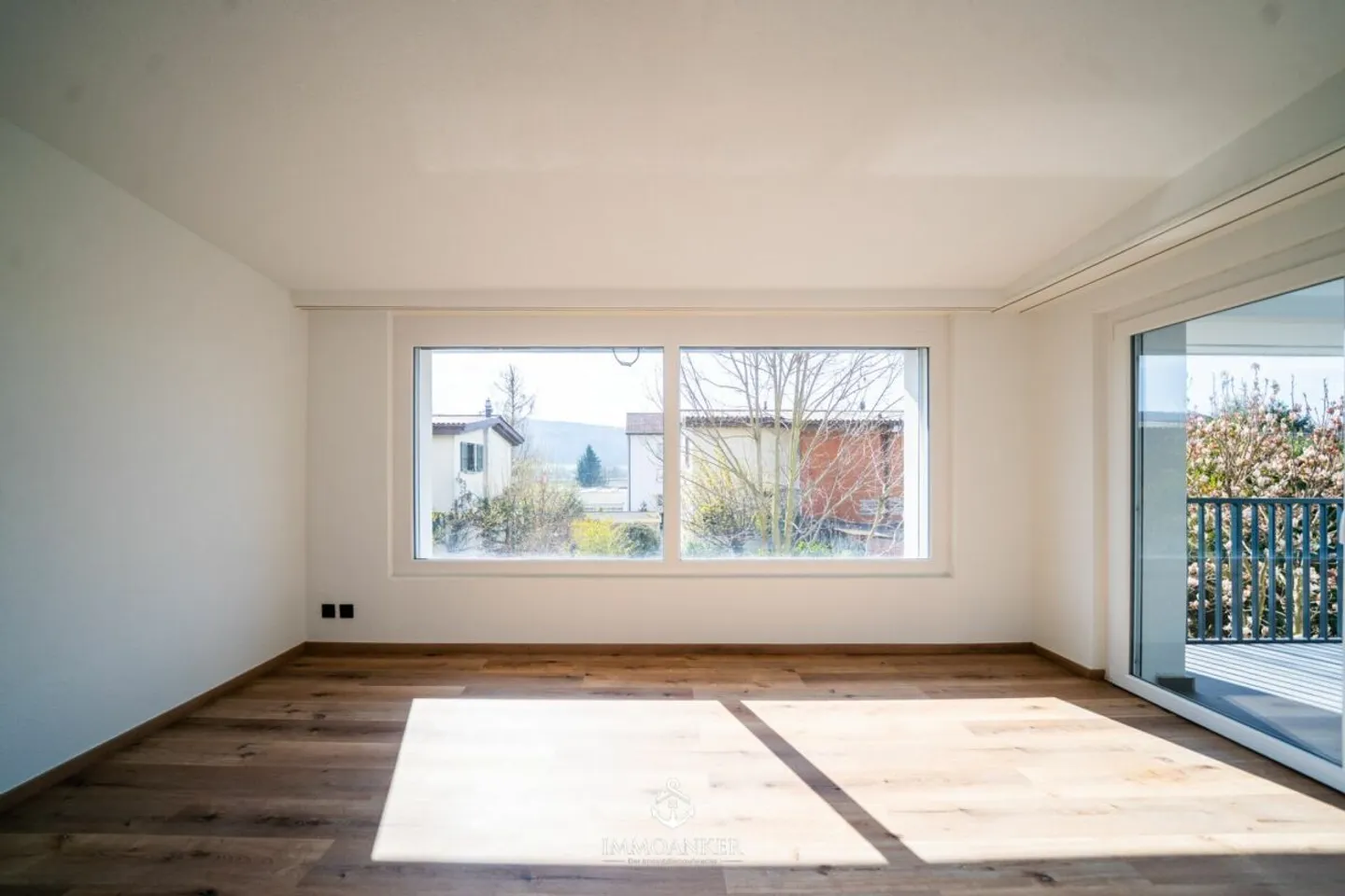 Grosszügiges Einfamilienhaus mit Wohnung - Foto 10 von 13