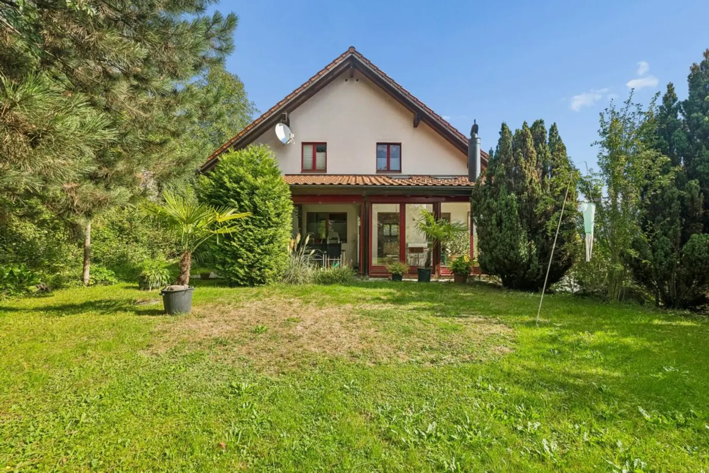 Maison spacieuse avec vue sur la vallée du Rhin - Photo 2 sur 10