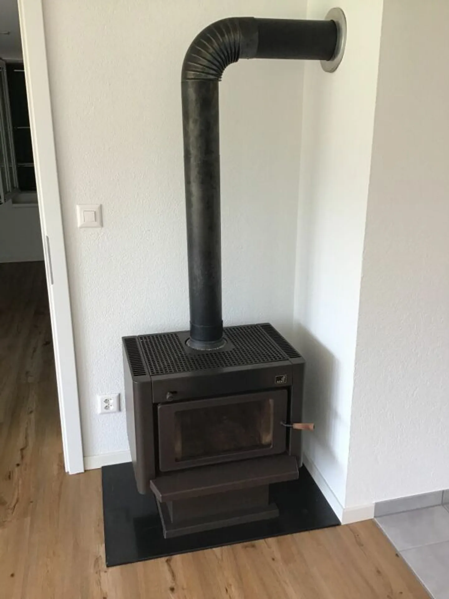 2½-Zimmer-Wohnung, hell, gemütlich, ideal für Single - Foto 4 von 9